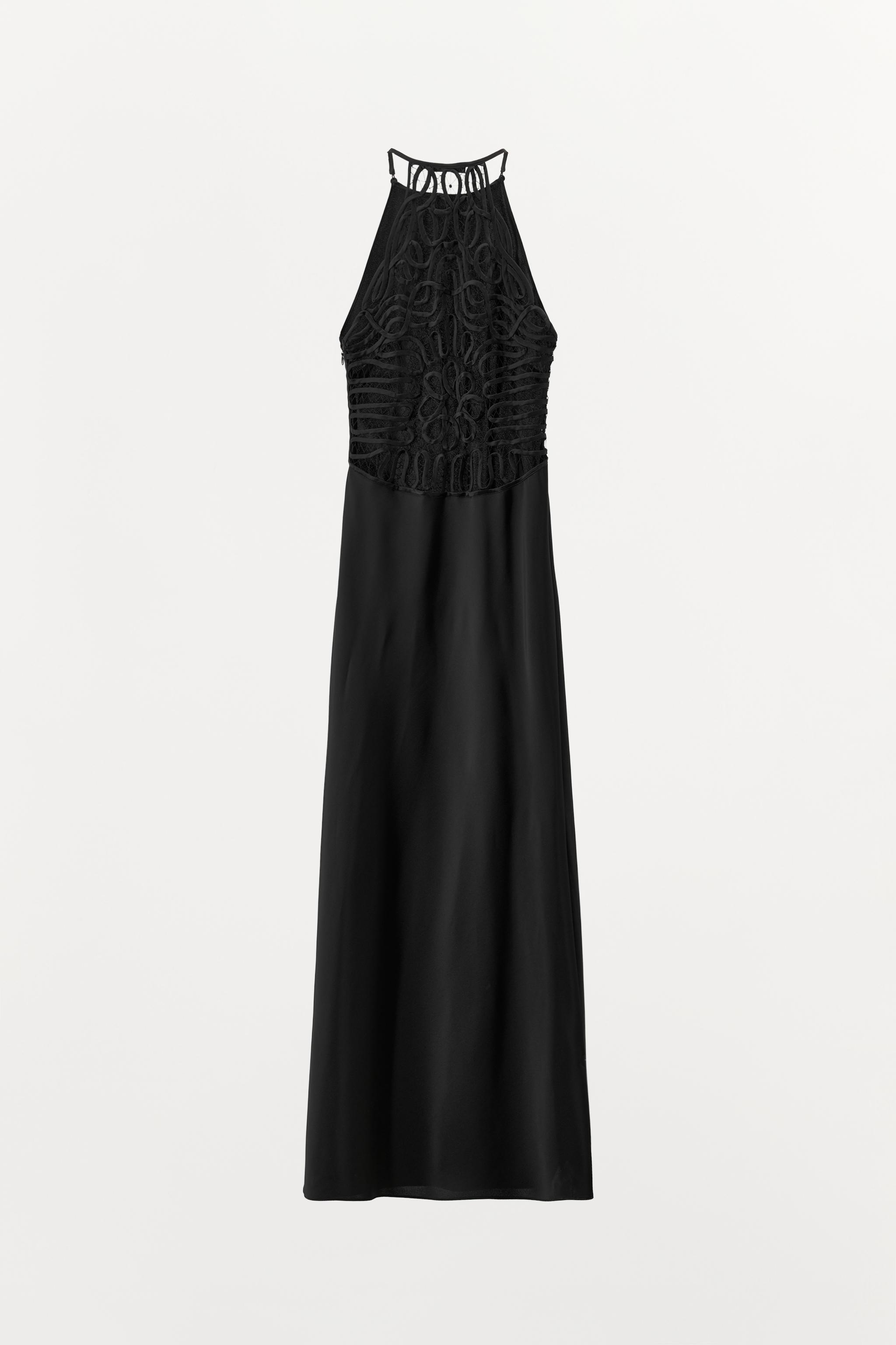 ROBE HALTER SATINÉE DOS BRODÉ